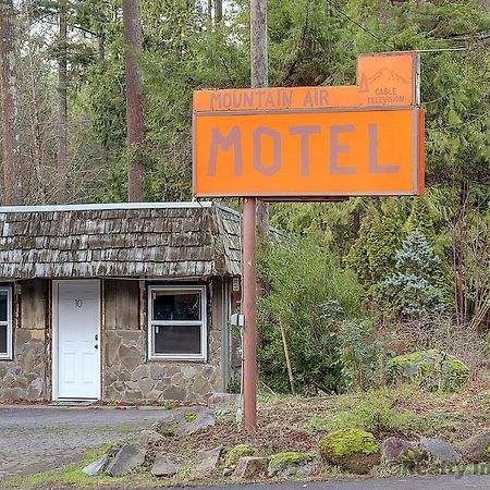 Motel Room With Kitchenette At Base Of Mt Hood Mount Hood Village Exteriör bild