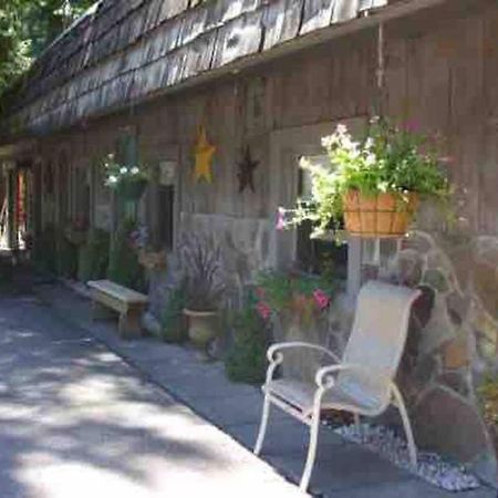 Motel Room With Kitchenette At Base Of Mt Hood Mount Hood Village Exteriör bild